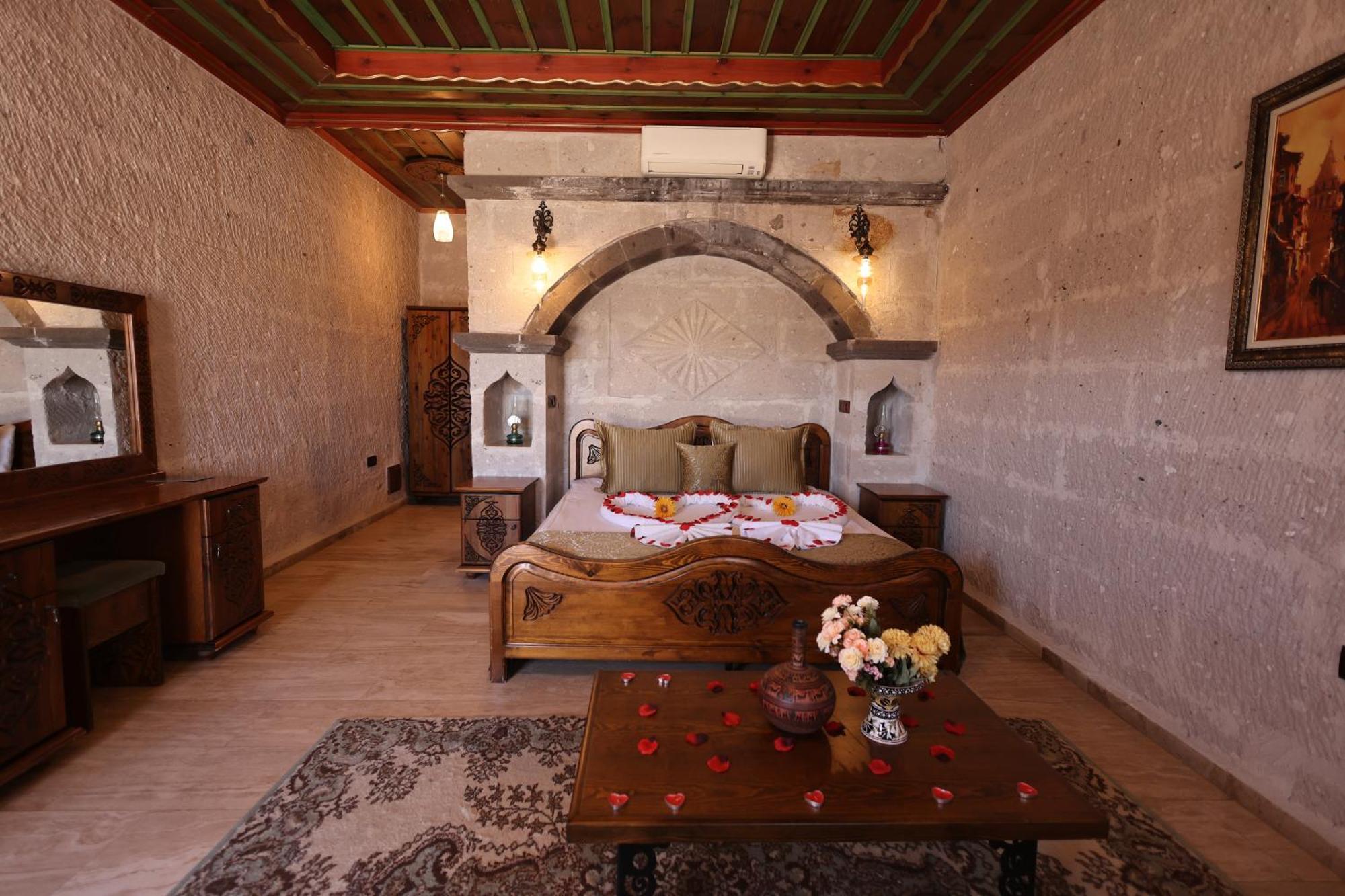 Cappadocia Cave 2*