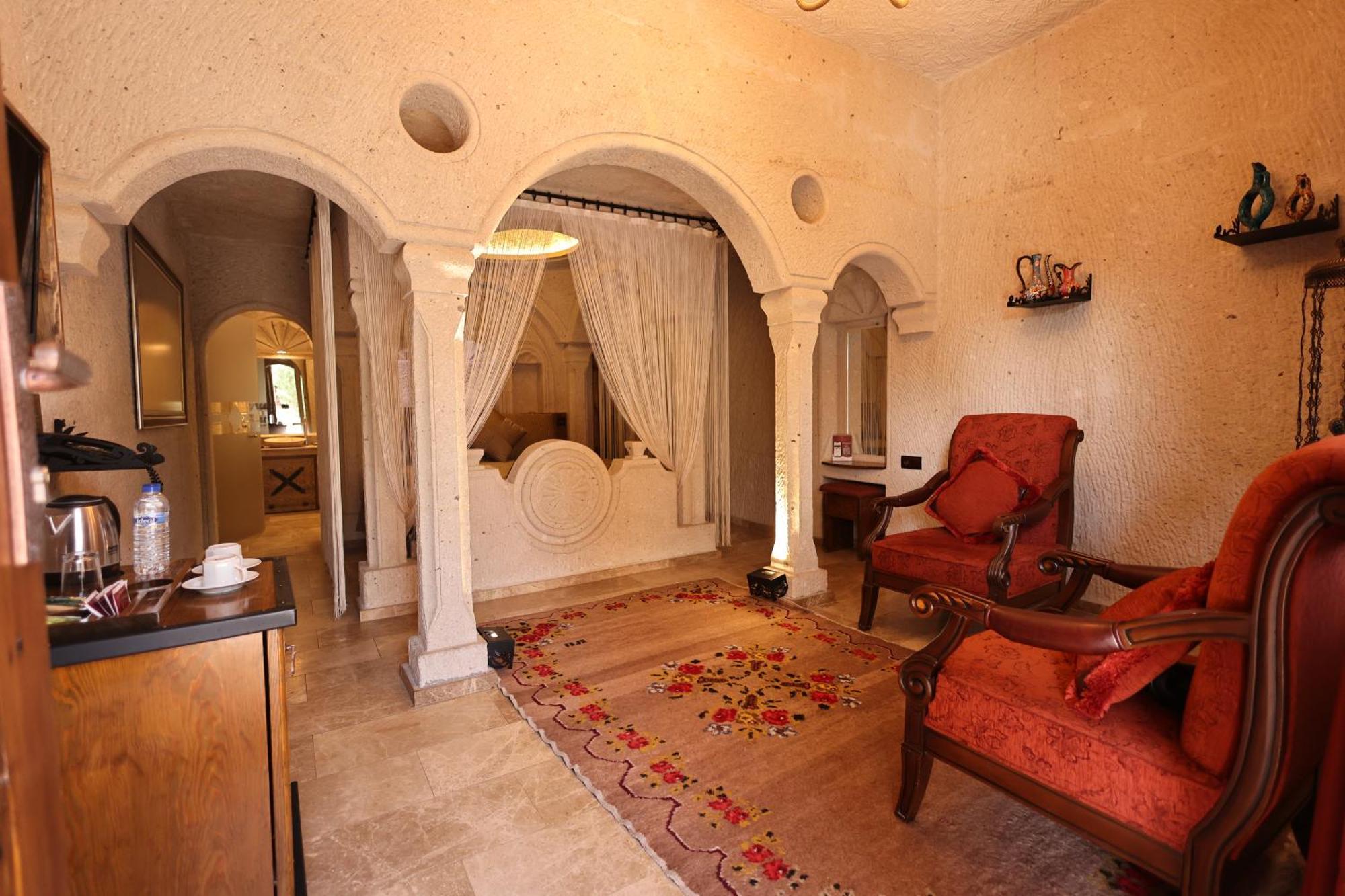 Cappadocia Cave Hotel 2*